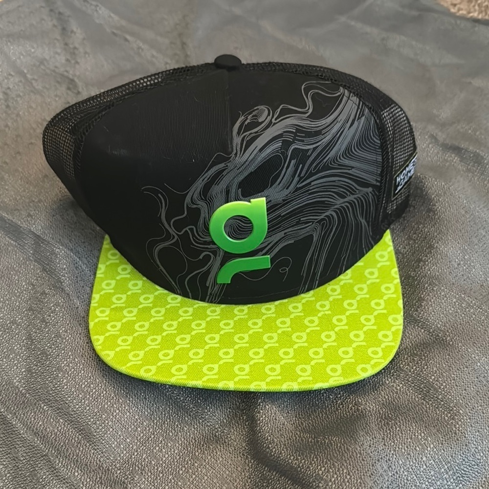 NWT Green Tube Black & Green Graphic Trucker Hat